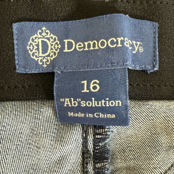 Democracy Women's Straight Leg Distressed Blue Jeans Size 16 - Picture 6 of 9